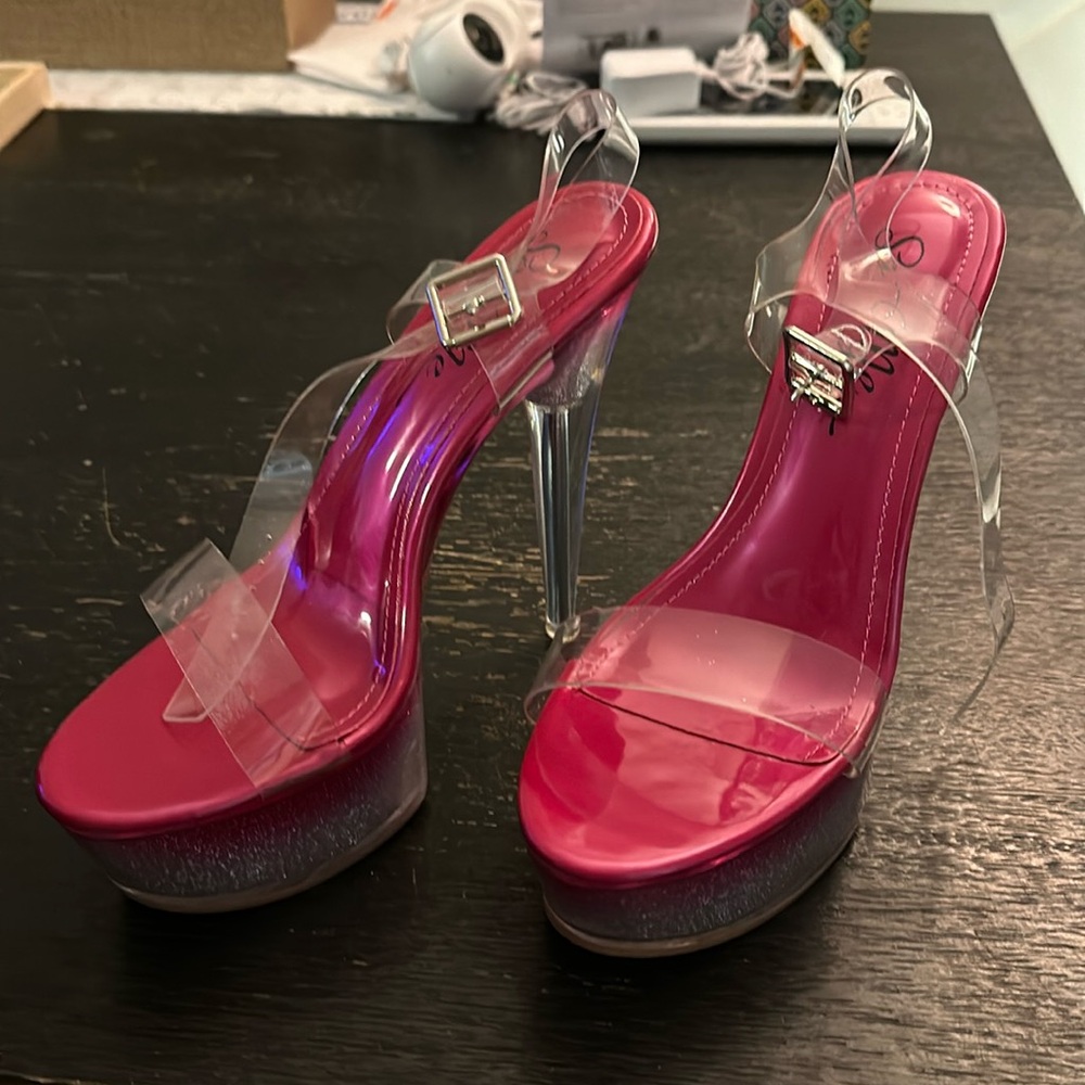 So Me pink platform heels stripper pole size 7.5 NWOT